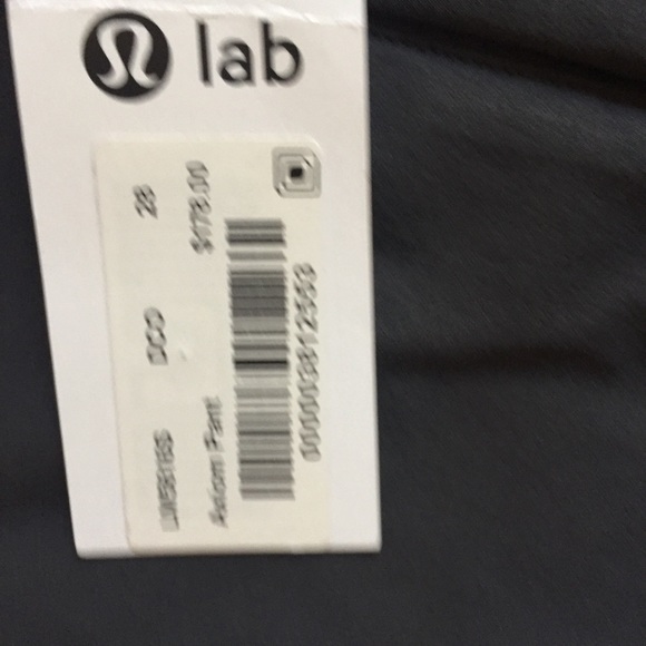 NWT LULULEMON AXIOM PANT DARK CARBON GREY SIZE 28 - Picture 2 of 6